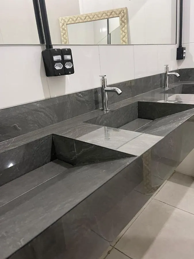 Esquina 8 Suites Confort & Hostel Florianopolis
