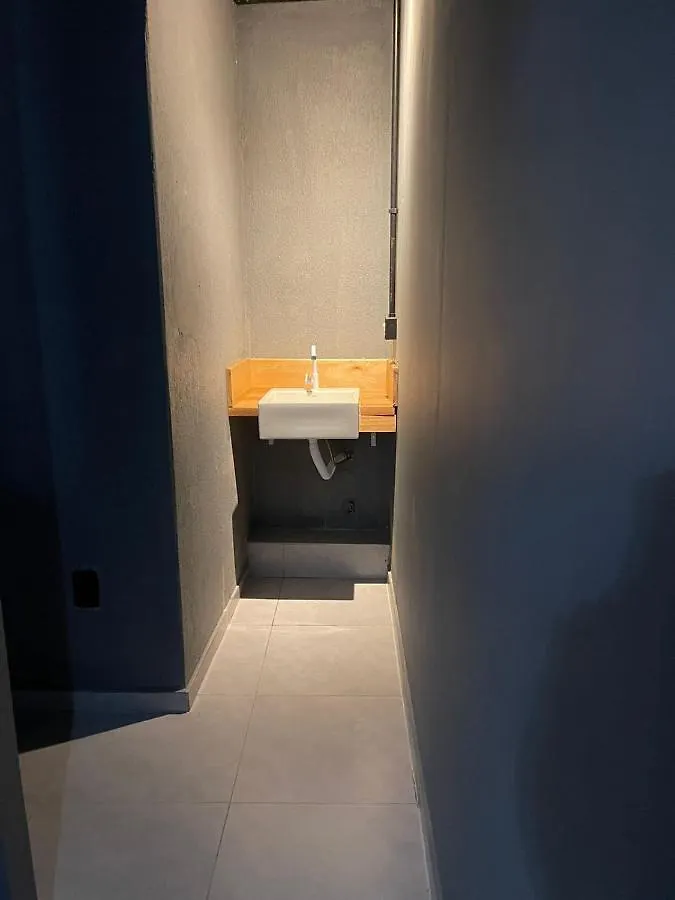 Esquina 8 Suites Confort & Hostel Флорианополис 0*,